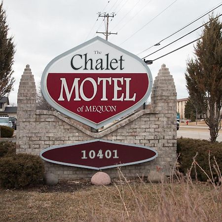 The Chalet Motel Mequon ภายนอก รูปภาพ