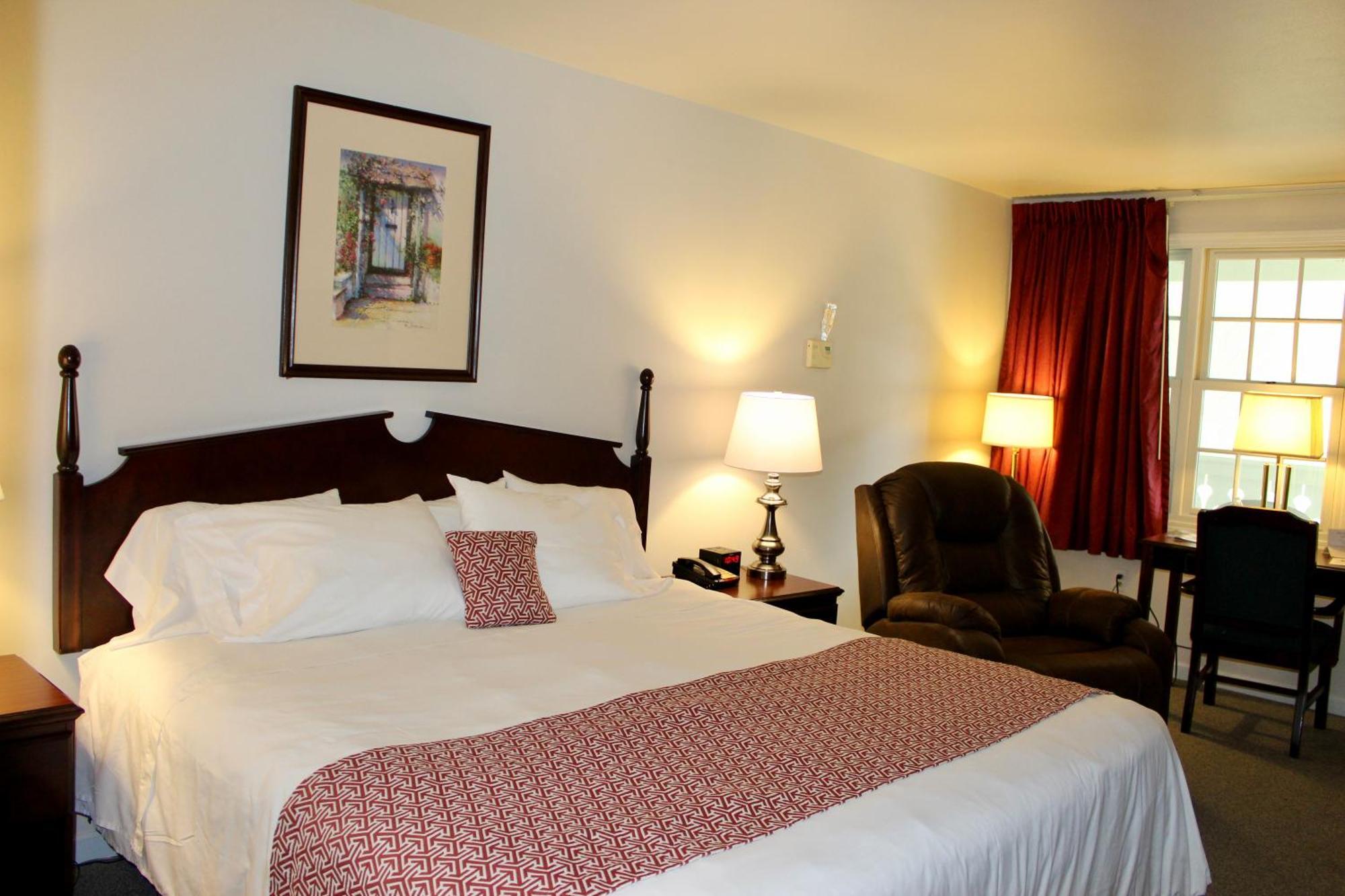 The Chalet Motel Mequon ภายนอก รูปภาพ